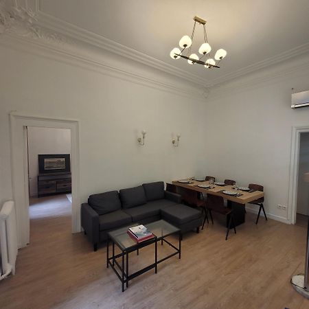 Bel Appartement Champs Elysees Avec 2 Chambres Париж Екстериор снимка
