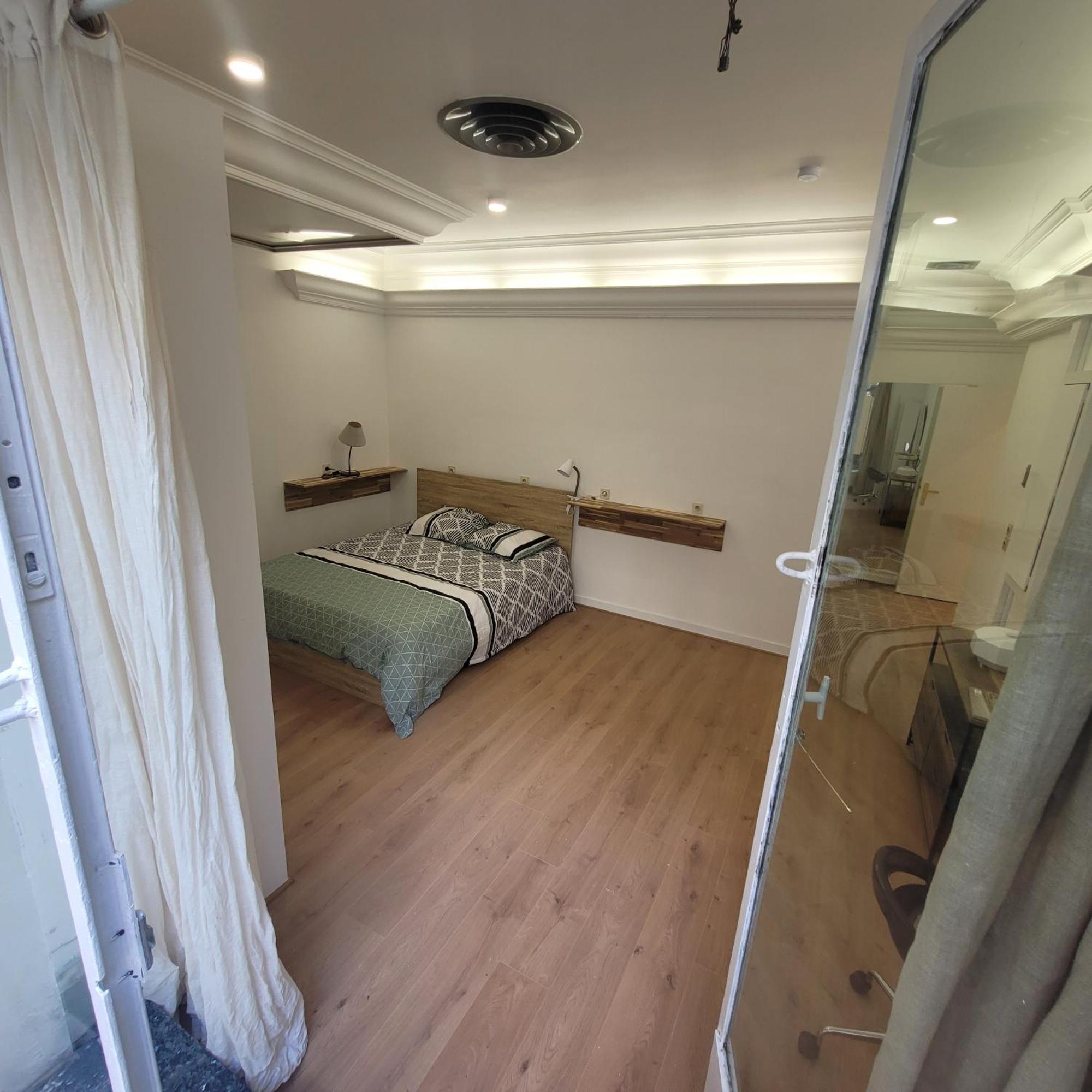 Bel Appartement Champs Elysees Avec 2 Chambres Париж Екстериор снимка
